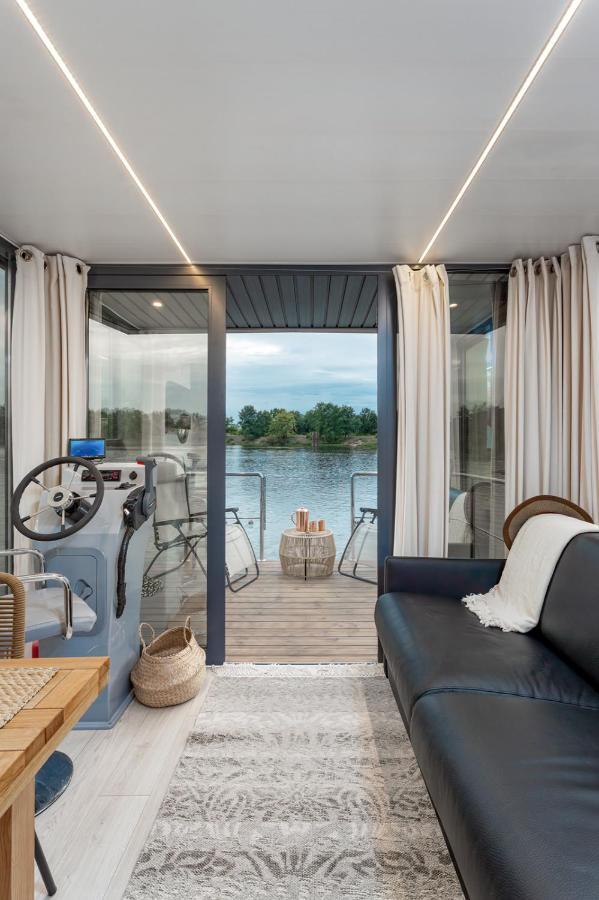 Lemuria Houseboat - Plywajacy Domek Na Wodzie 弗罗茨瓦夫 外观 照片