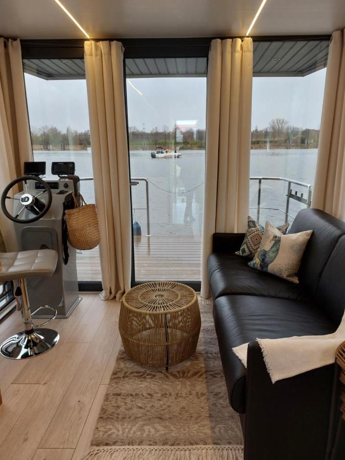 Lemuria Houseboat - Plywajacy Domek Na Wodzie 弗罗茨瓦夫 外观 照片
